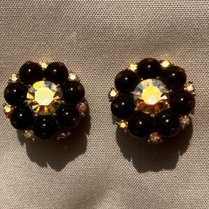 Authentic Vintage crown Trifari Jewels Rhinestone Cabochon Clip Earrings